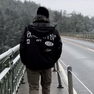 Meet your Posher, Charles